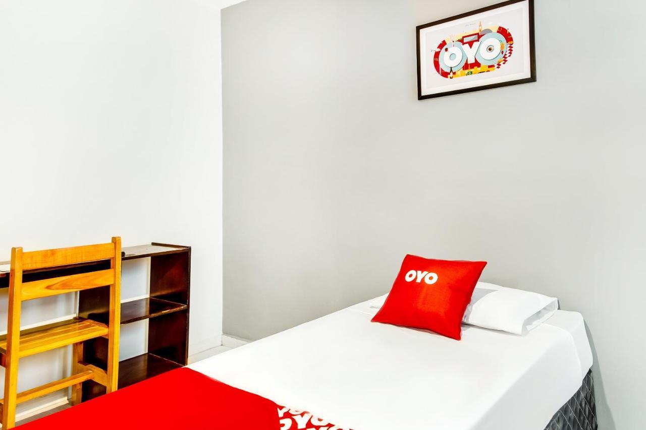 Oyo Hotel Lisboa, Sao Jose Dos Campos Bagian luar foto