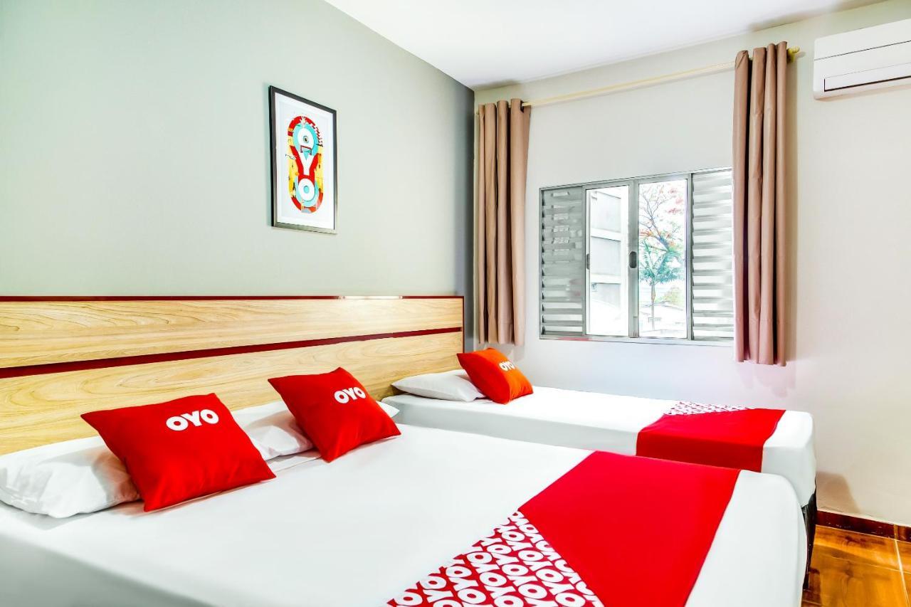 Oyo Hotel Lisboa, Sao Jose Dos Campos Bagian luar foto