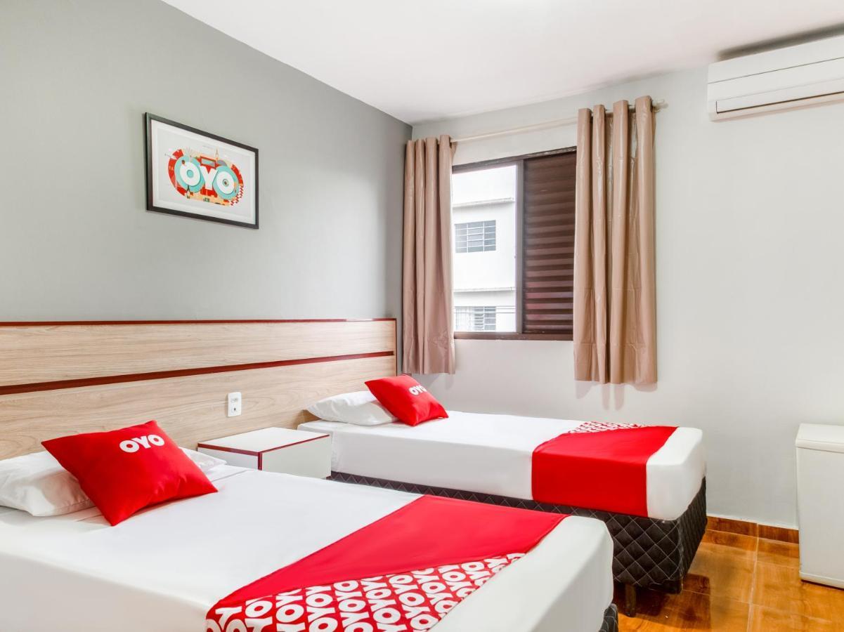 Oyo Hotel Lisboa, Sao Jose Dos Campos Bagian luar foto